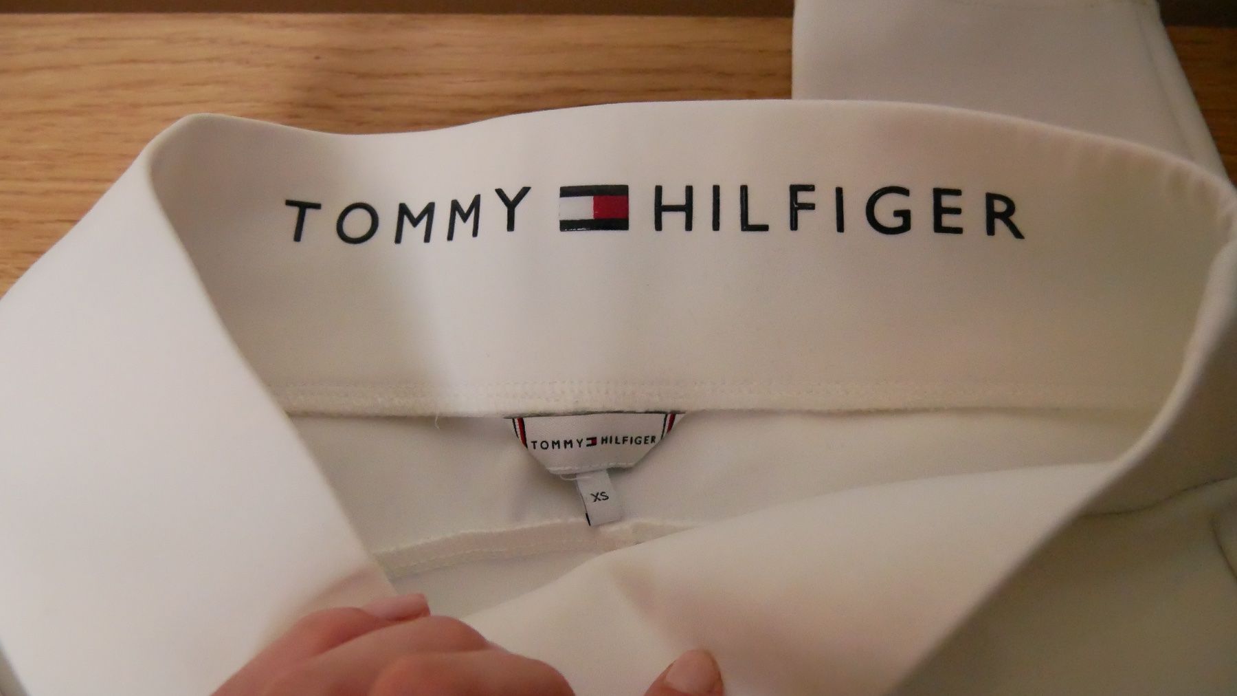 Tommy Hilfiger Pantaloni: Tommy Hilfiger Reithose Turnierreithose Concours weiss – Usato da Zürich venduto da julia_vina 5