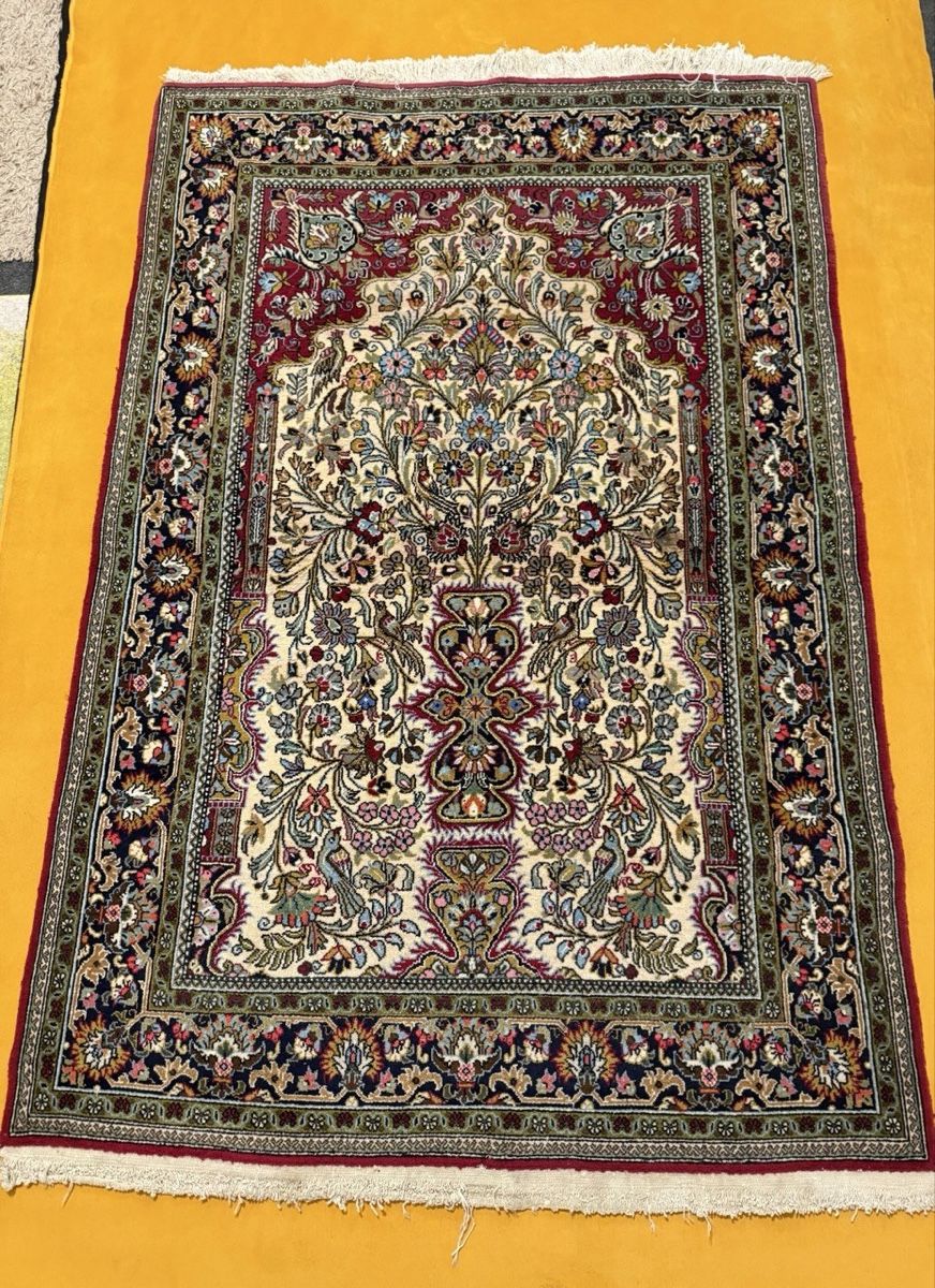 Teppiche: Orientalischer persischer Teppich – Gebraucht aus Chur von Mohammad.miga
