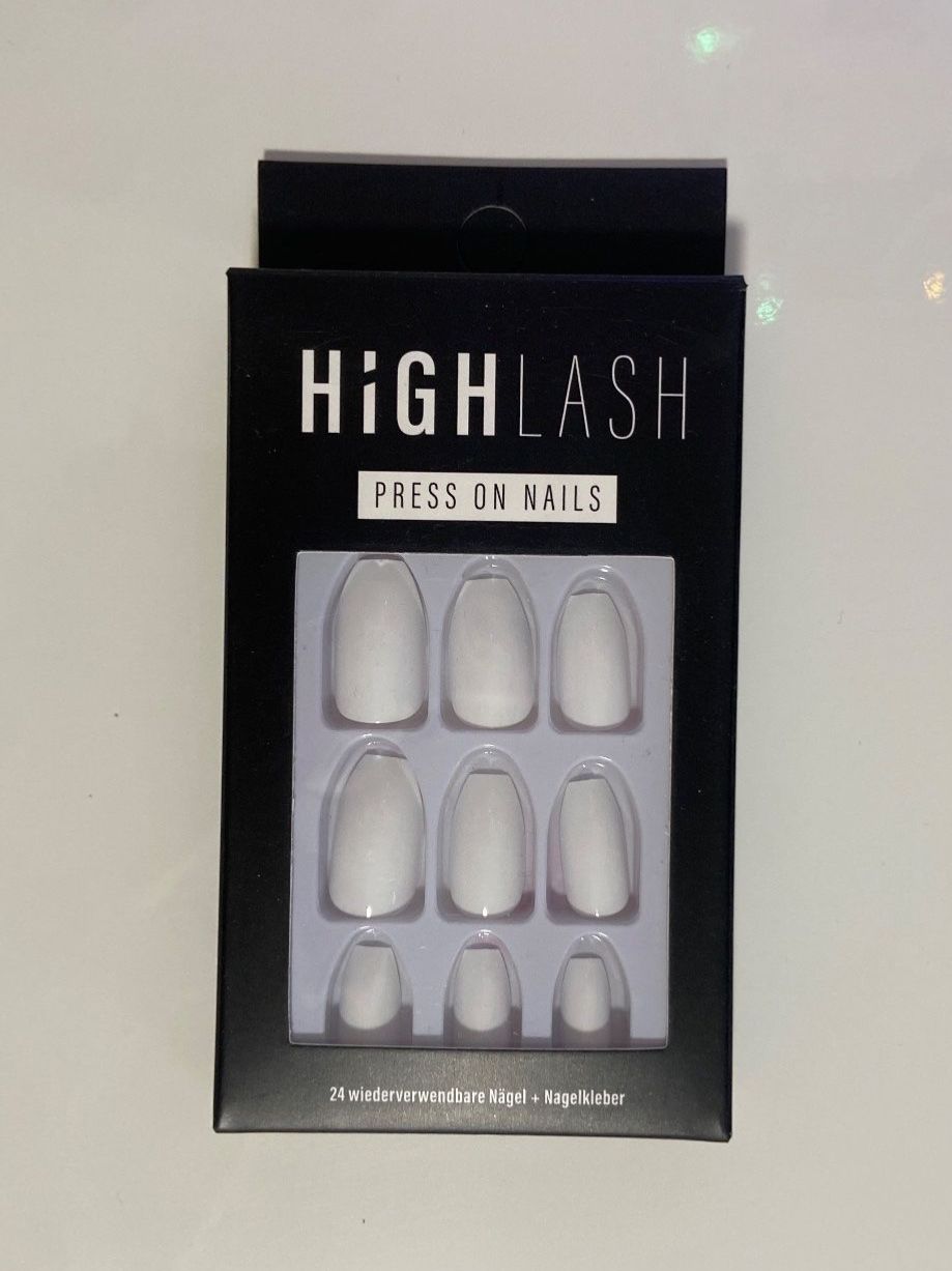 Unghie finte: HighLash Press On Nails - Weiss – Nuovo e nell'imballaggio originale da Zürich venduto da dedasiba
