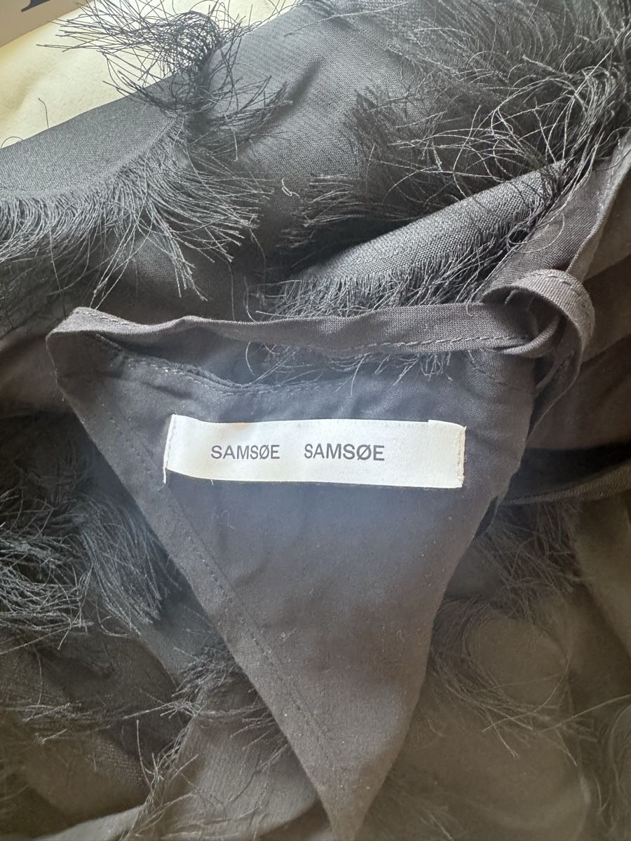 Samsøe Samsøe Vestiti: Samsoe Samsoe Kleid schwarz mit Fransen Grösse S – Usato da Zürich venduto da Chanelle07 5