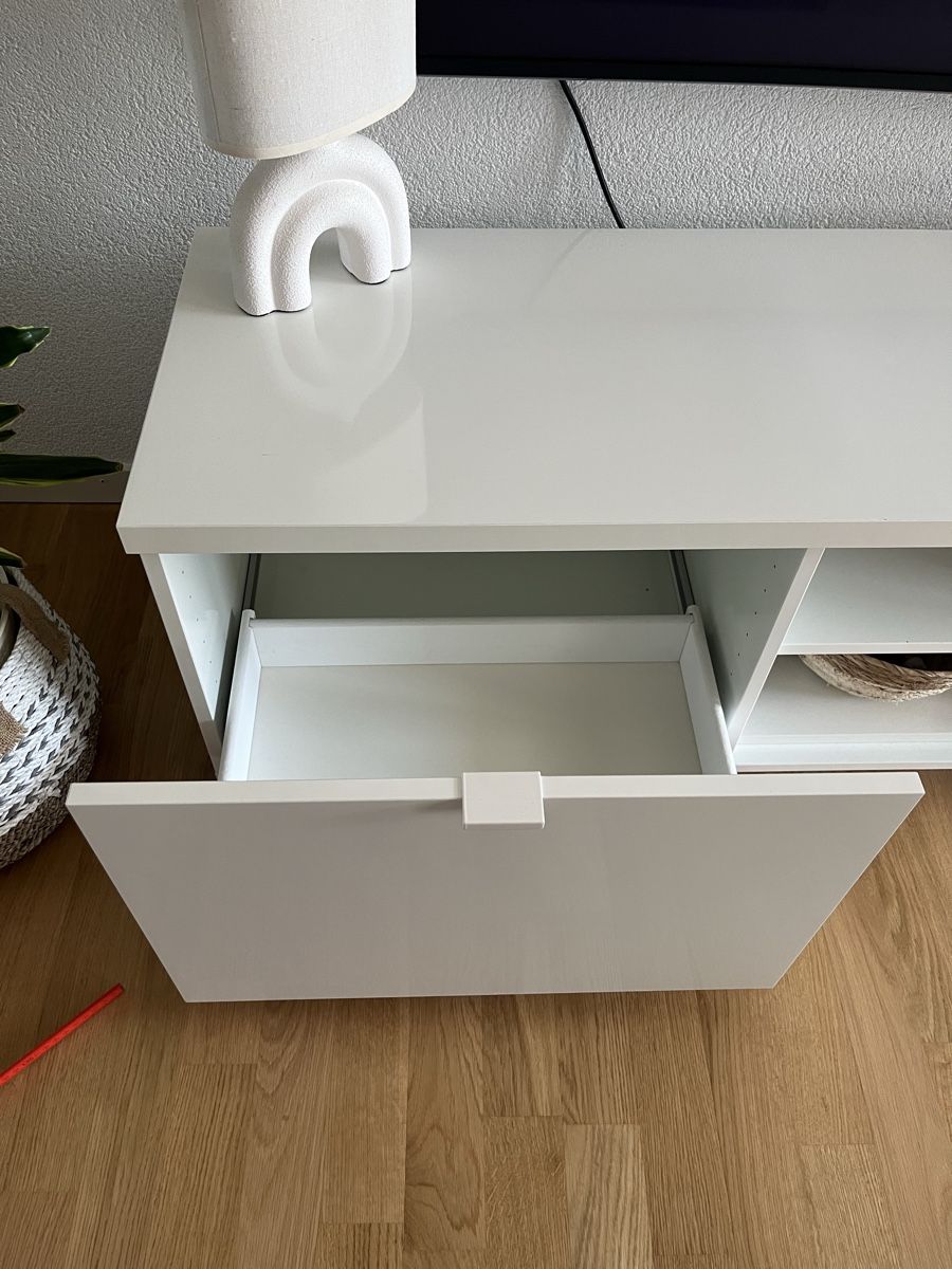 Ikea Mobili TV: Meuble TV blanc laqué 160cm – Usato da Monthey venduto da arno_45 1