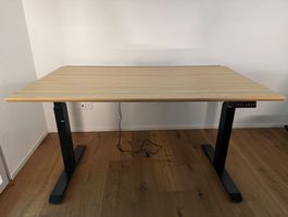 Höhenverstellbarer Bürotisch (Ofinto Elevate)