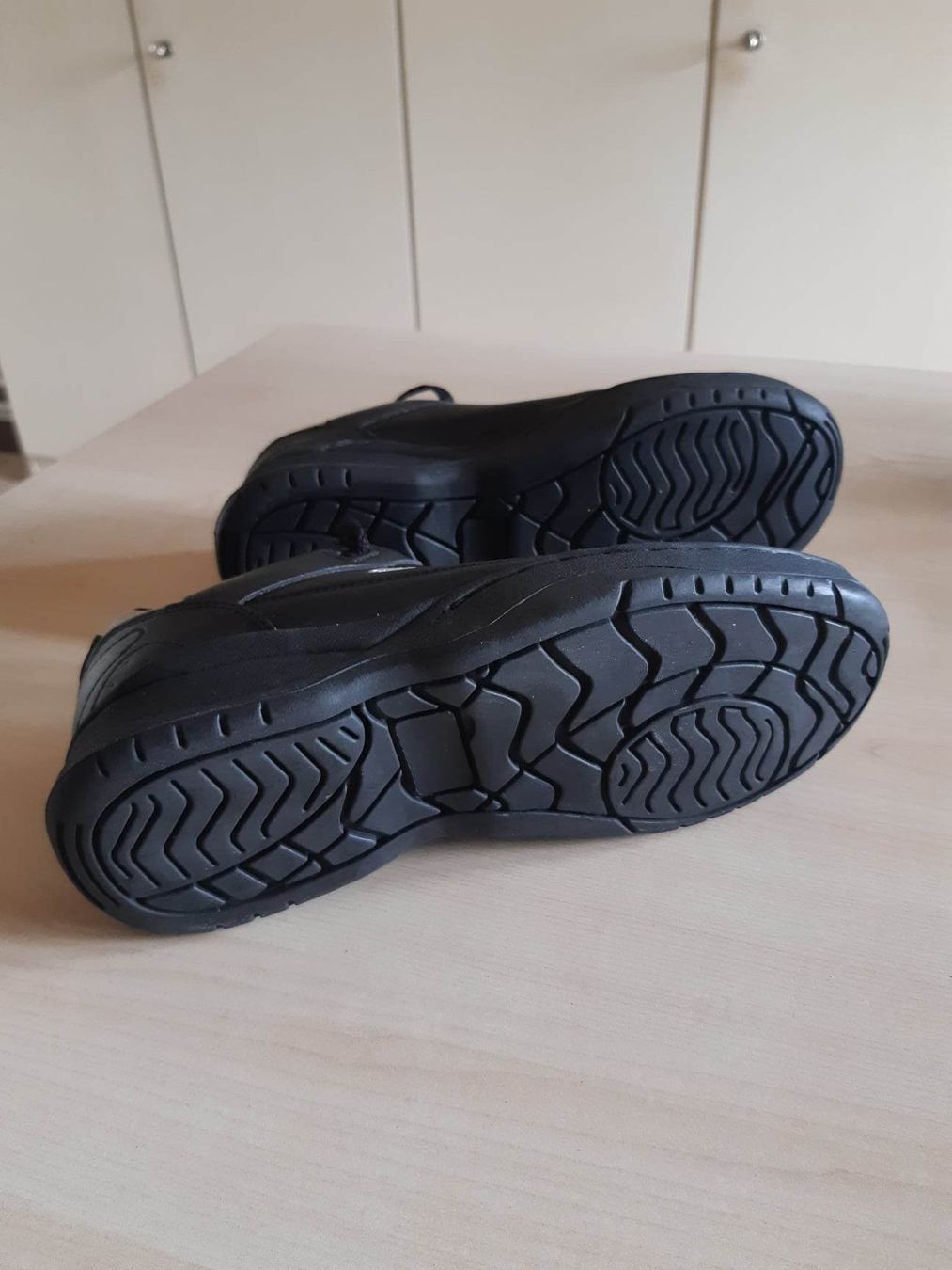 Scarpe da uomo: Schwarze Laufschuhe/Turnschuhe, Gr. 37 – Usato da Möhlin venduto da Simba4871 3