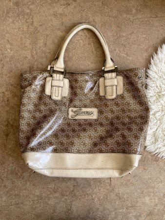 GUESS Handtasche Vintage Monogramm Braun/Beige
