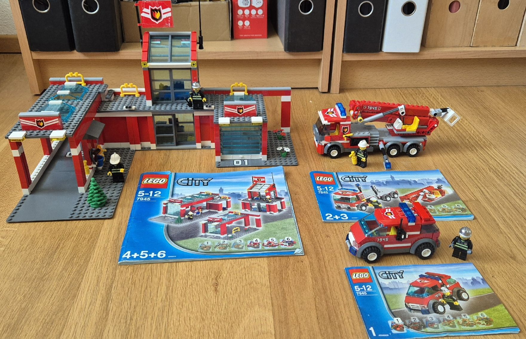Lego Kit di costruzioni: LEGO City Feuerwehr 7945  – Usato da Beringen venduto da ste_7qjz 1