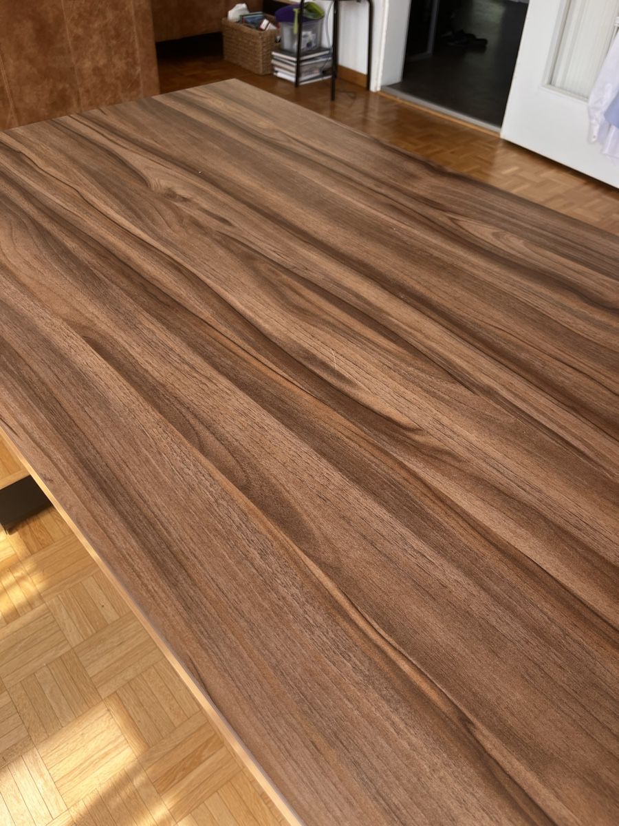 Tavoli: Standing Desk Walnut Finish Black Frame Excellent Condition – Nuovo (secondo la descrizione) da Zollikerberg venduto da Krystof.lenk 4