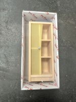 Bodo Hennig Puppenhaus Wohnzimmer Schrank, gelb, neu!