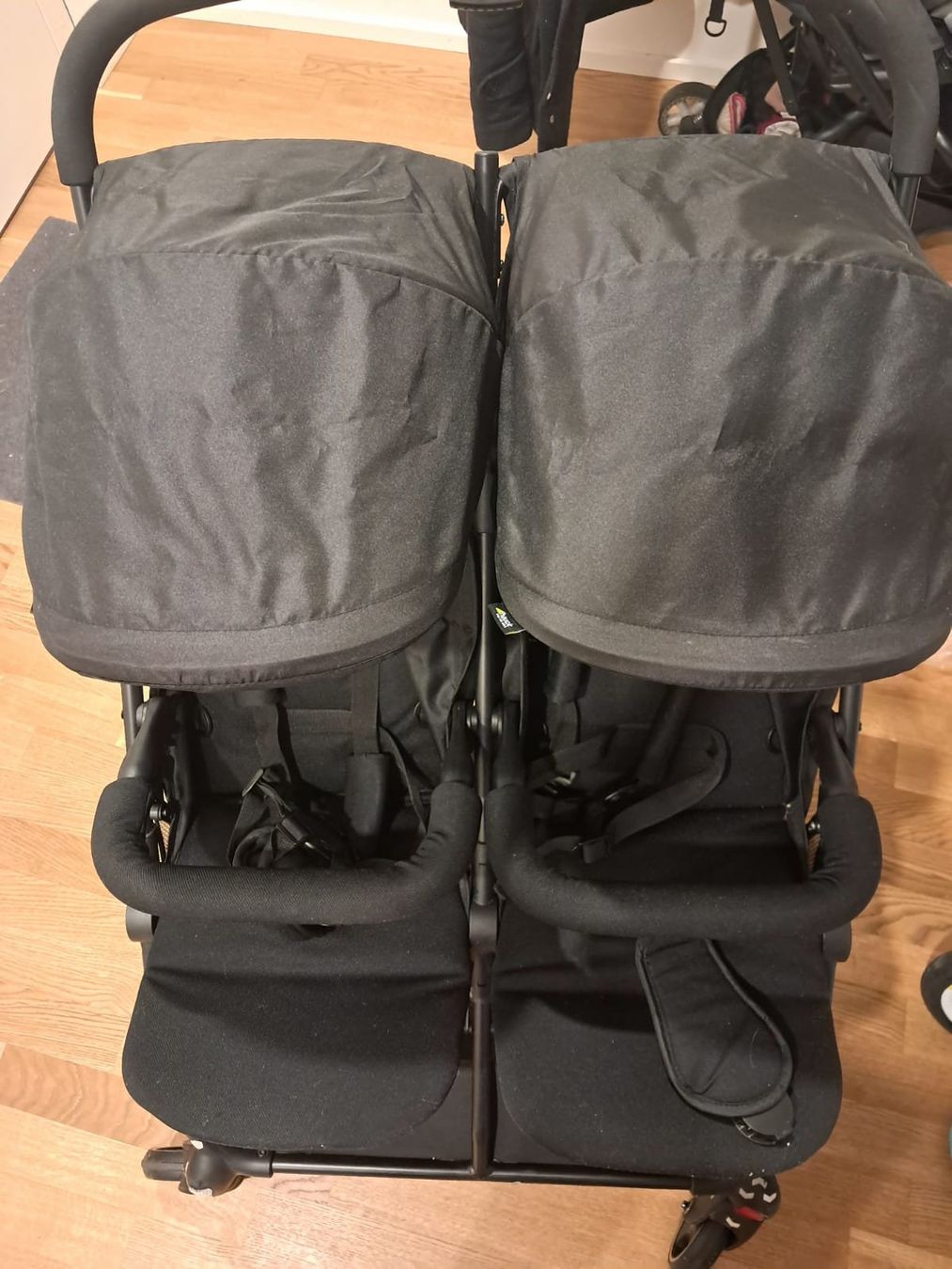 Hauck Kinderwagen: Doppelkinderwagen Hauck defekt – Defekt aus Biel/Bienne von nad_rm72 2
