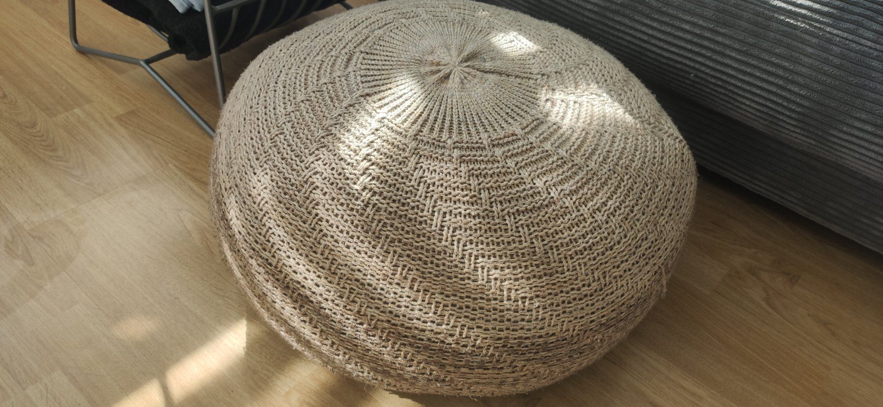 Ikea Tabourets: SANDARED Pouf, beige, 45 cm Hocker – D'occasion à St.Gallen par Wdragon 1