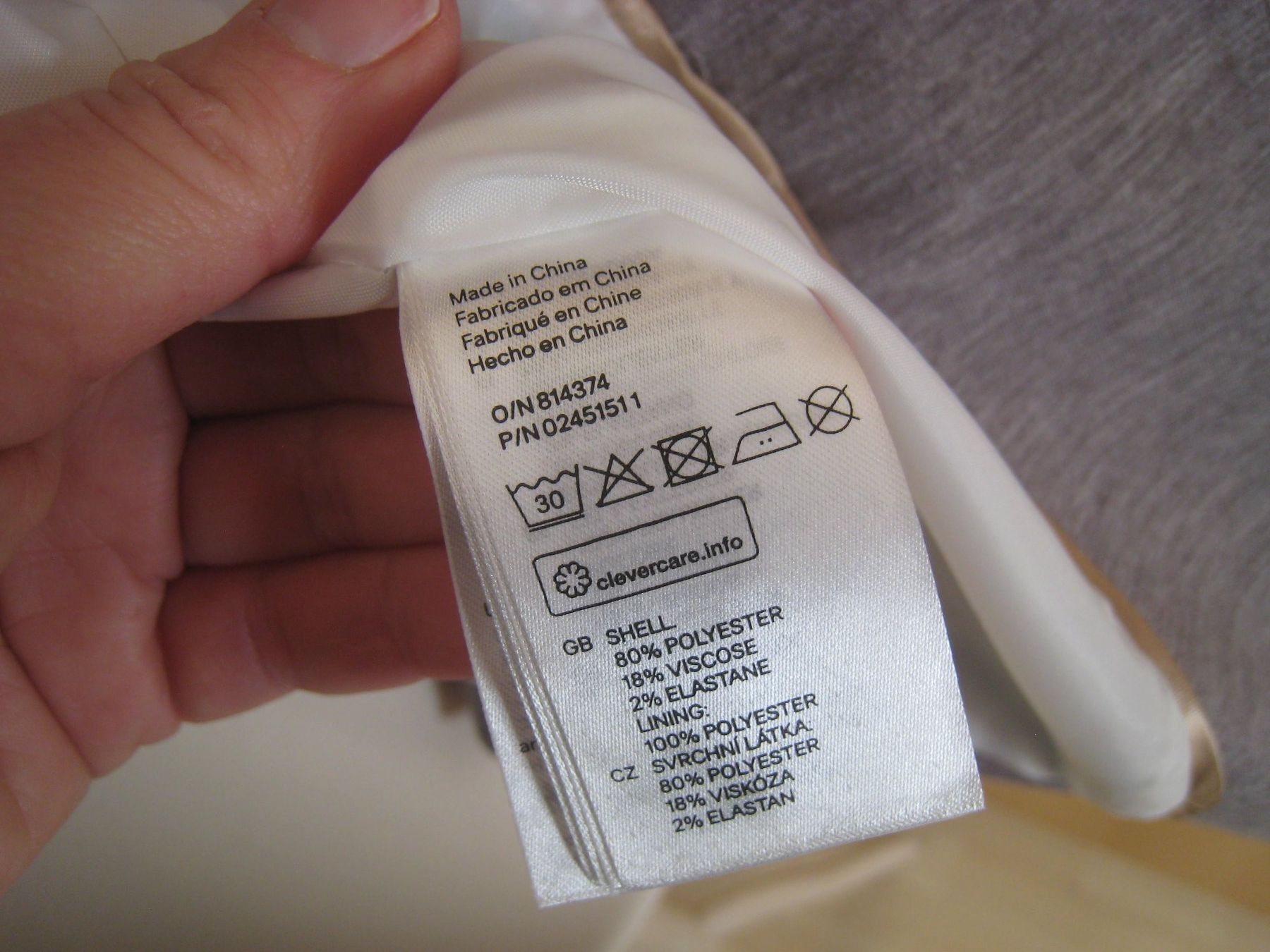 H&M Giacche: grauer Blazer H&M   Gr. 36 – Usato da Dättlikon venduto da Mamakuga 6
