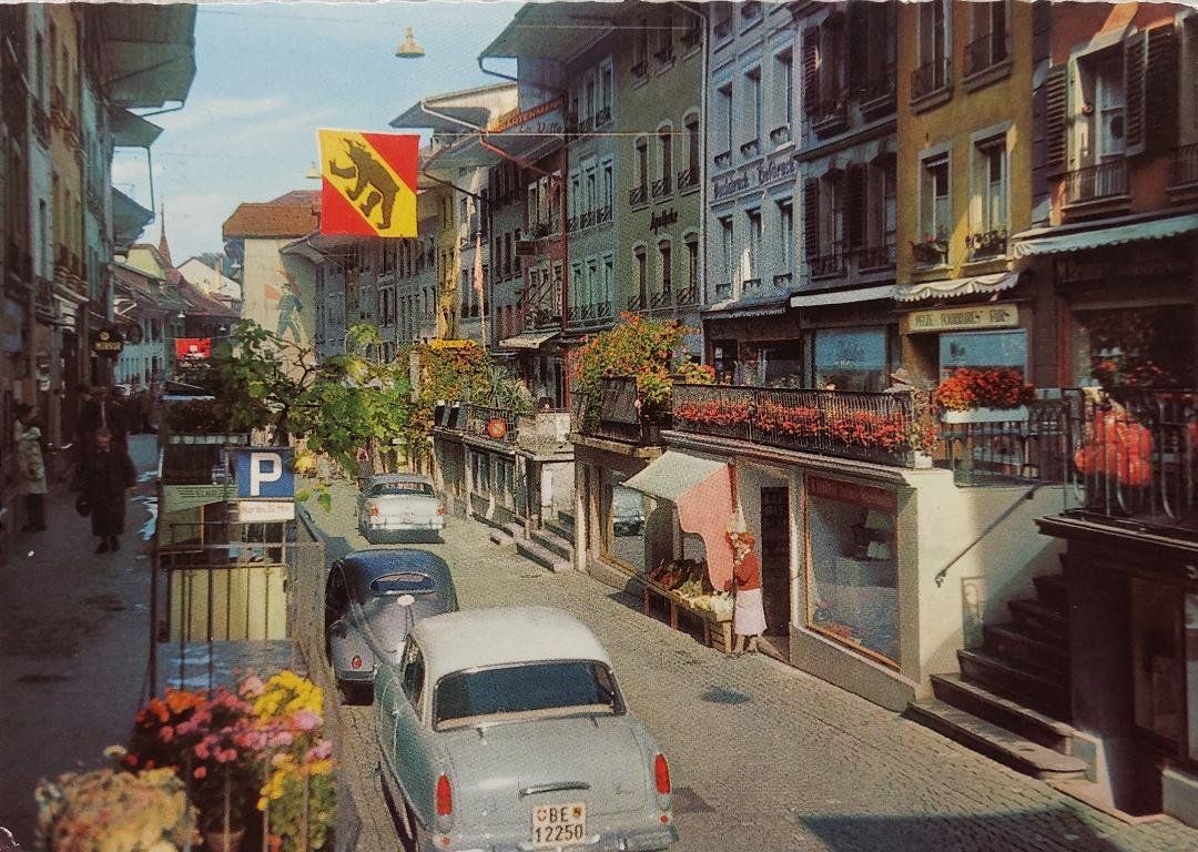 Cartoline postali: THUN - Hauptgasse - Oldtimer - 1966 – Usato da Delémont venduto da Domdom1