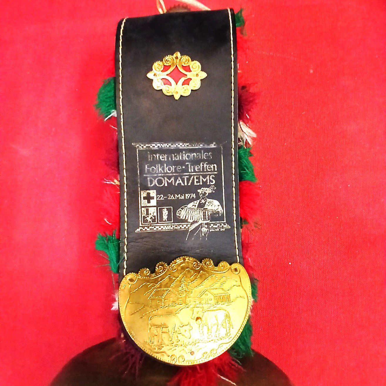 Campanacci mucche: Jolie cloche folklorique – Nuovo (secondo la descrizione) da LE MONT-SUR-LAUSANNE venduto da CHOCO04 1