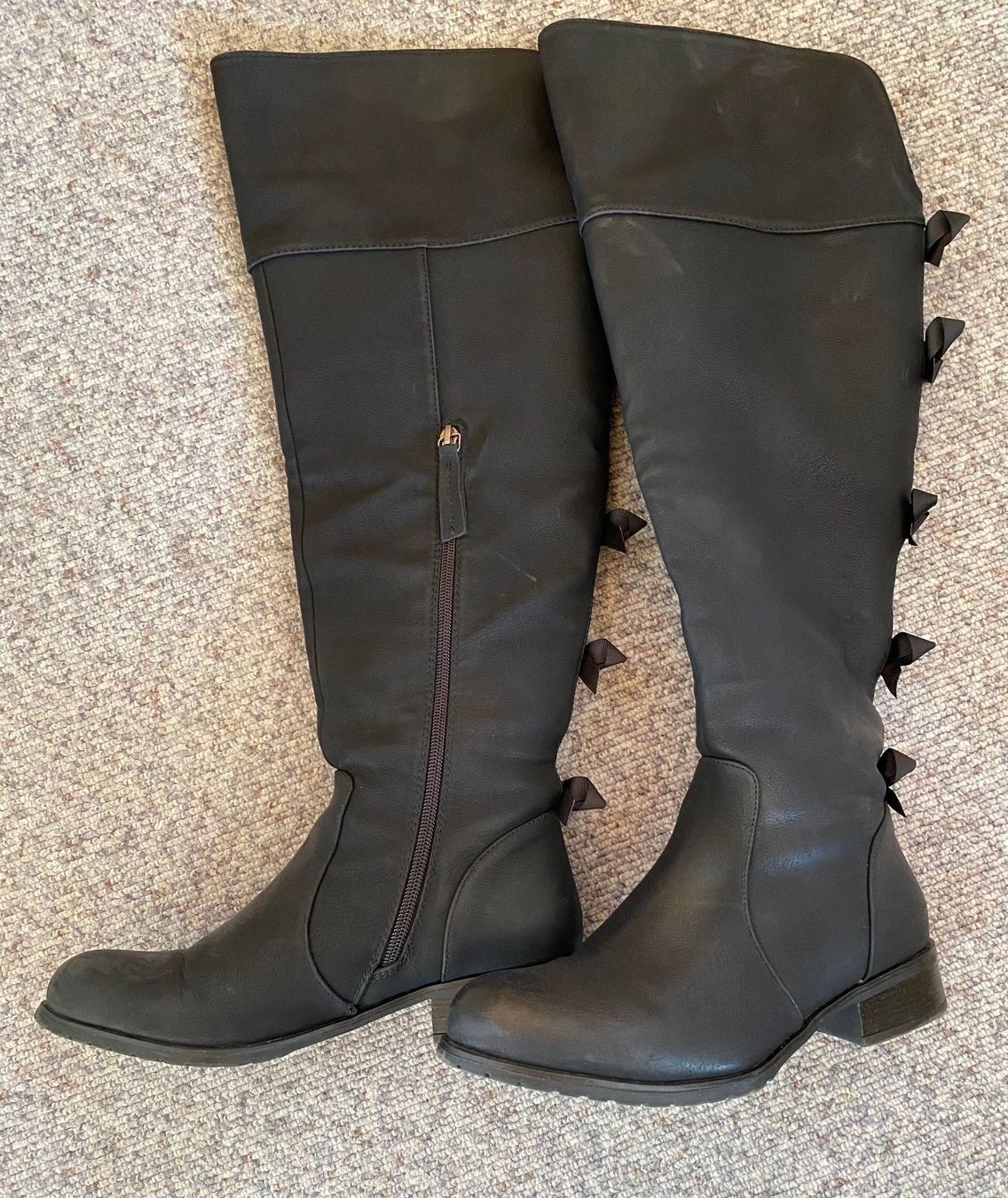 Damenschuhe: Overknees – Gebraucht aus Appenzell von Sonnschein_ 1