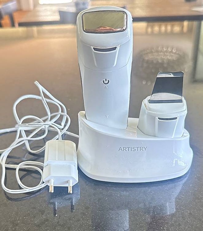 ARTISTRY Dermasonic Gerät (Gebraucht) in Heimberg für CHF 65 – nur ...