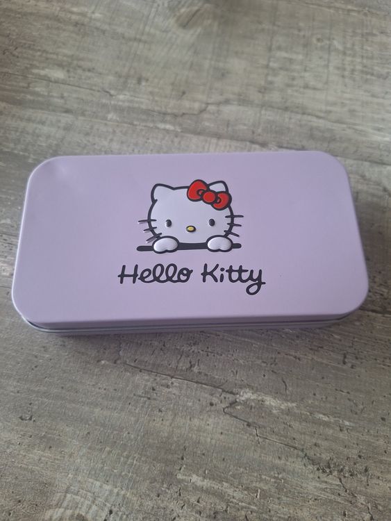 Hello Kitty Schminkset (Gebraucht) in Wanzwil für CHF 3 – mit Lieferung ...