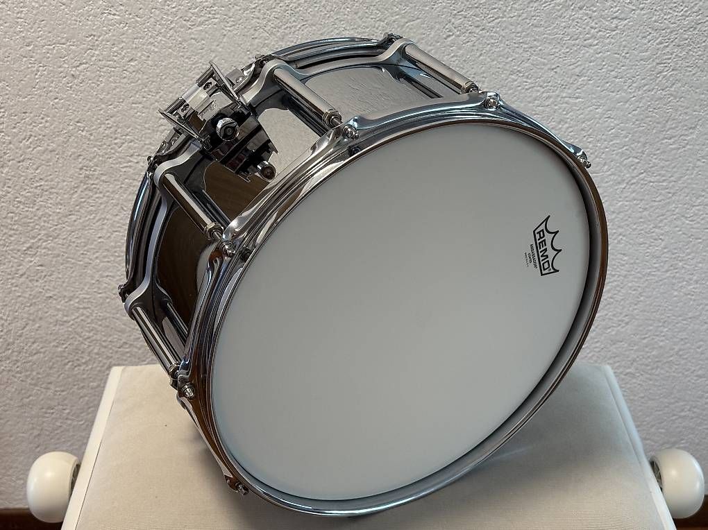 Strumenti musicali: Pearl Free Floating Snaredrum – Usato da Balgach venduto da Psalty 1