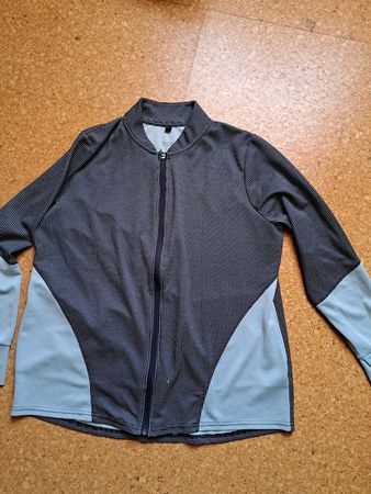 Trainerjacke Grösse 48/50