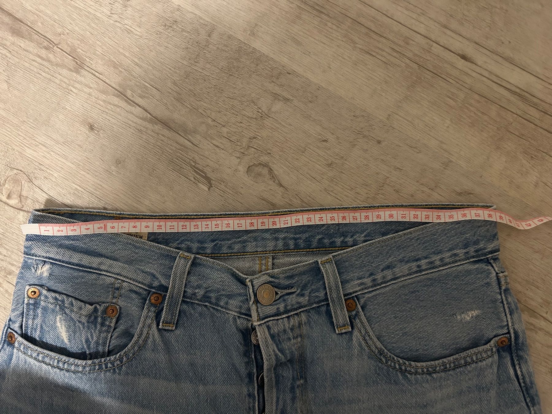 Levi's Jeans: 501 Damen Levi's – Usato da Zollikofen venduto da S.B.R 3