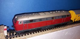 Märklin V200- Guss Diesel Lokomotive HO, analog mit 12 Wagen