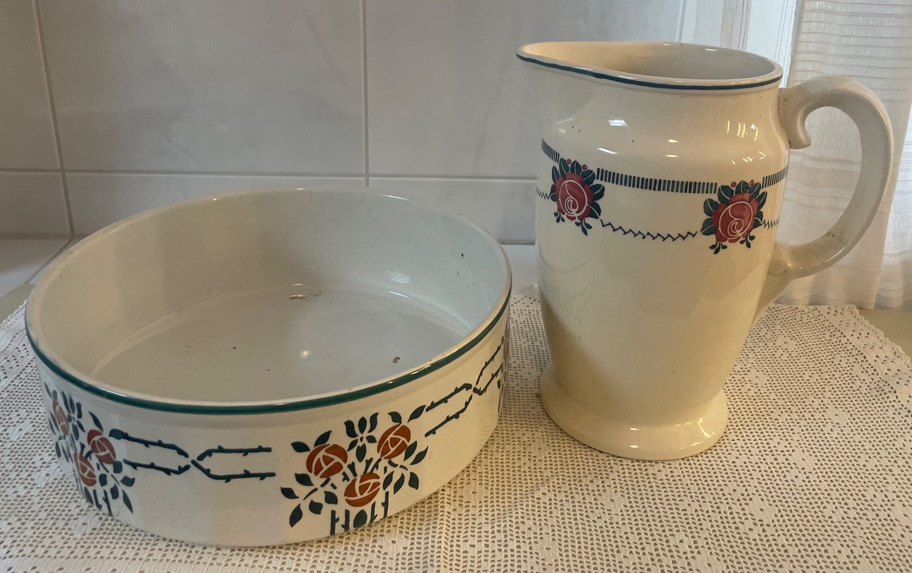 Ciotole: Vintage Waschset -Antik! – Usato da Kleinlützel venduto da Schatzkiste_Laufen 1