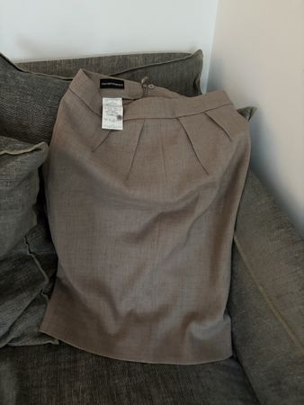 Emporio Armani Rock beige Grösse 42 neu mit Etikett