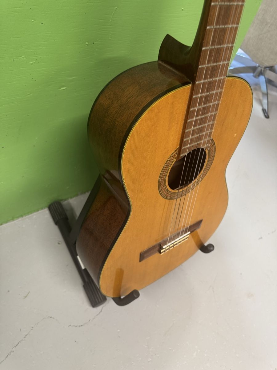 Strumenti musicali: E. Jaccoud studio 32 Gitarre gebraucht ab 1.-! – Usato da Zuchwil venduto da Bluejay79 3