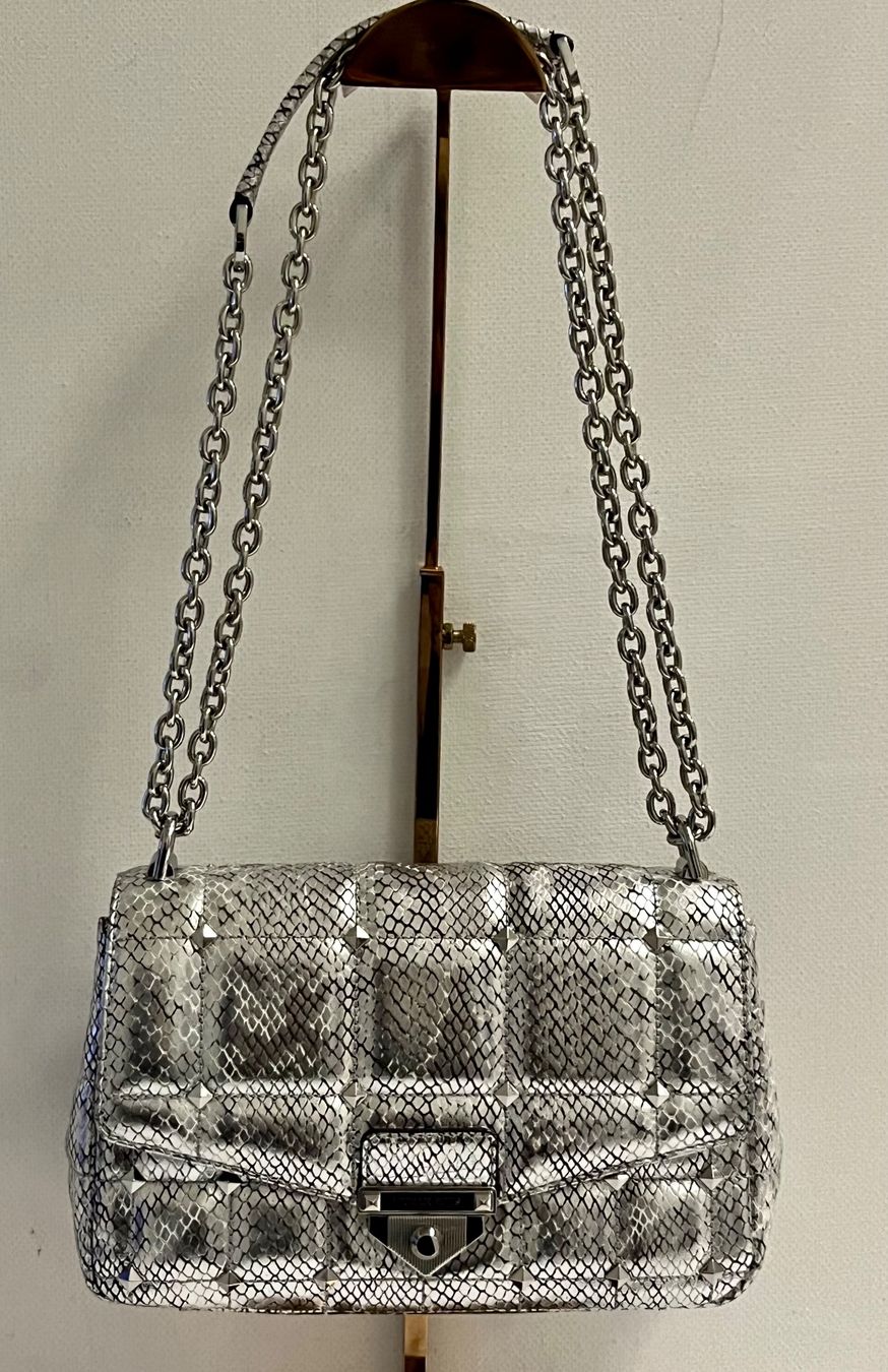 Michael Kors Taschen für Damen: Michael Kors - Crossbody - Vollleder - Silber – Gebraucht aus Basel von marinaliane