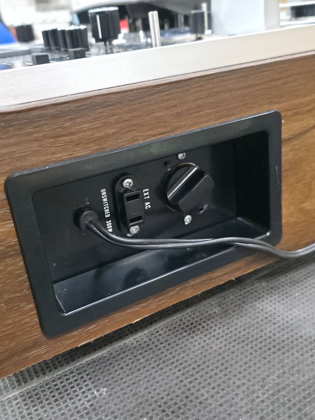 JVC Apparecchi a nastro: JVC Nivico 1400U Quadraphonic Tape Deck - läuft – Usato da Dietlikon venduto da litisop 2