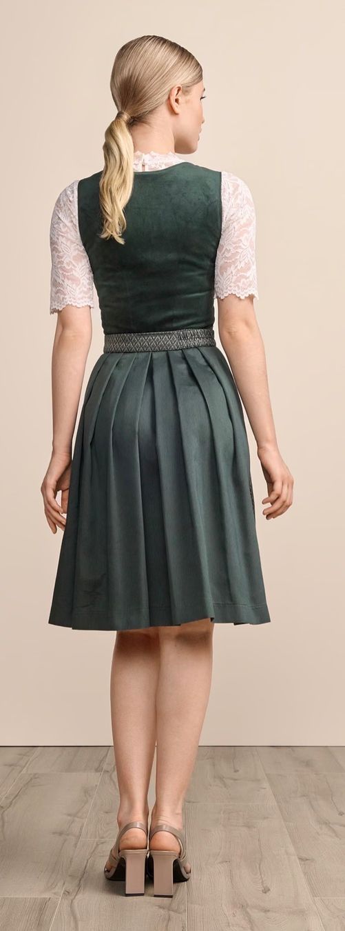 Costumi: Krüger Dirndl dunkelgrün Samt – Nuovo e nell'imballaggio originale da Zürich venduto da LuxuryJewellery 7