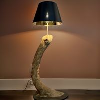 Holzlampe Stehlampe aus Schwemmholz, Naturfund, Nachhaltig