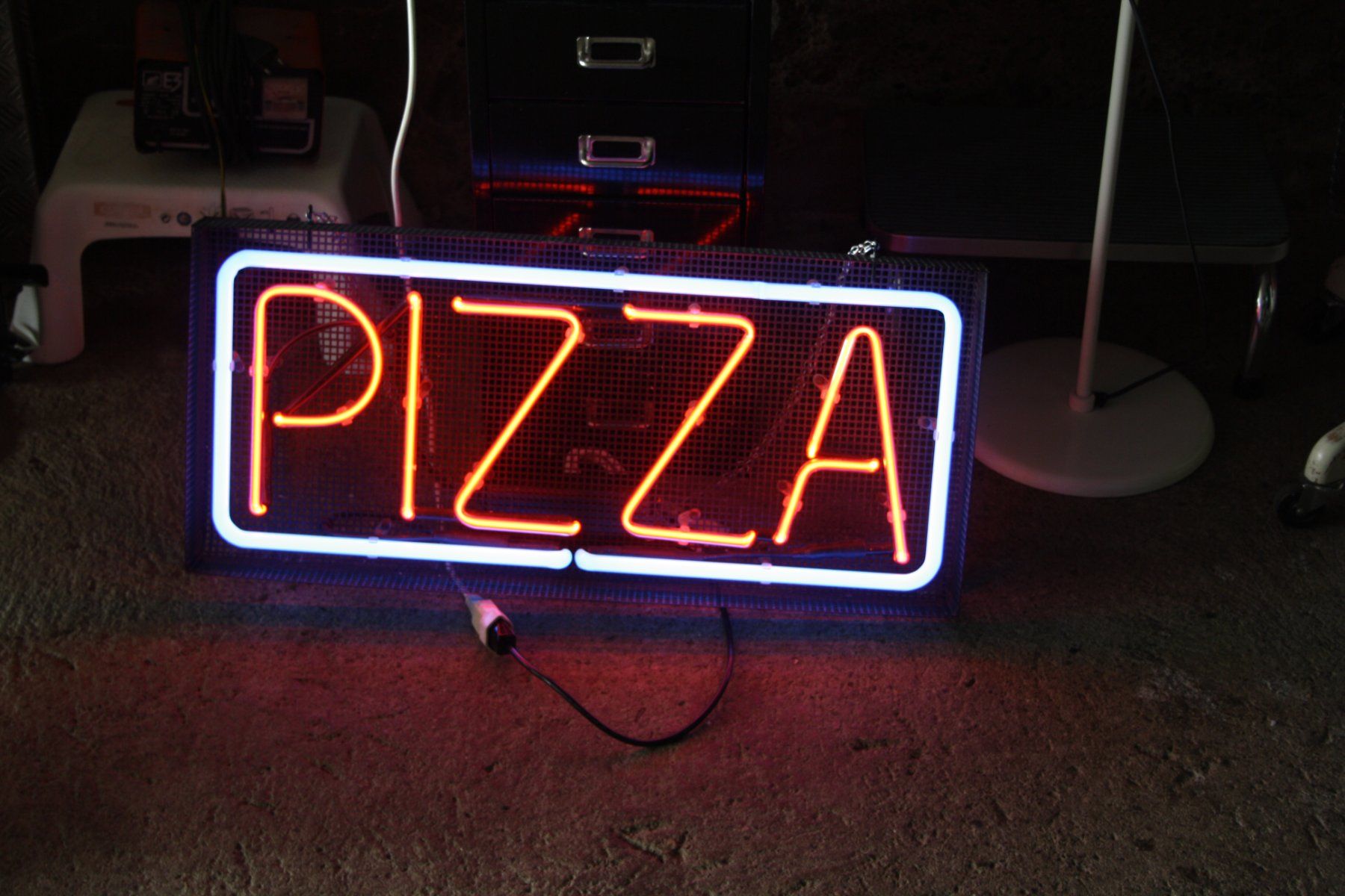 Insegne: PIZZA WERBUNG LEUCHT REKLAME LAMPE – Usato da Wauwil venduto da Pneuedy 2