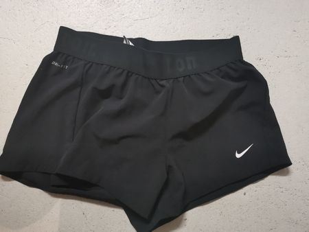 Nike Dri-Fit Shorts schwarz, Damen, Gr. S, guter Zustand