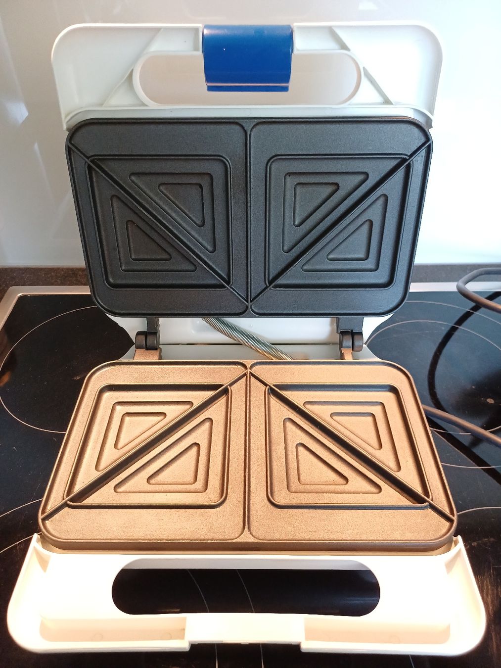 Mio Star Elettrodomestici da cucina: Croque Monsieur / Sandwich- Toaster – Usato da Schwerzenbach venduto da mss_66gb