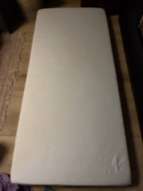 Matratzen: Matratze 90x200 – Gebraucht aus Flüh von fuchssa1 1