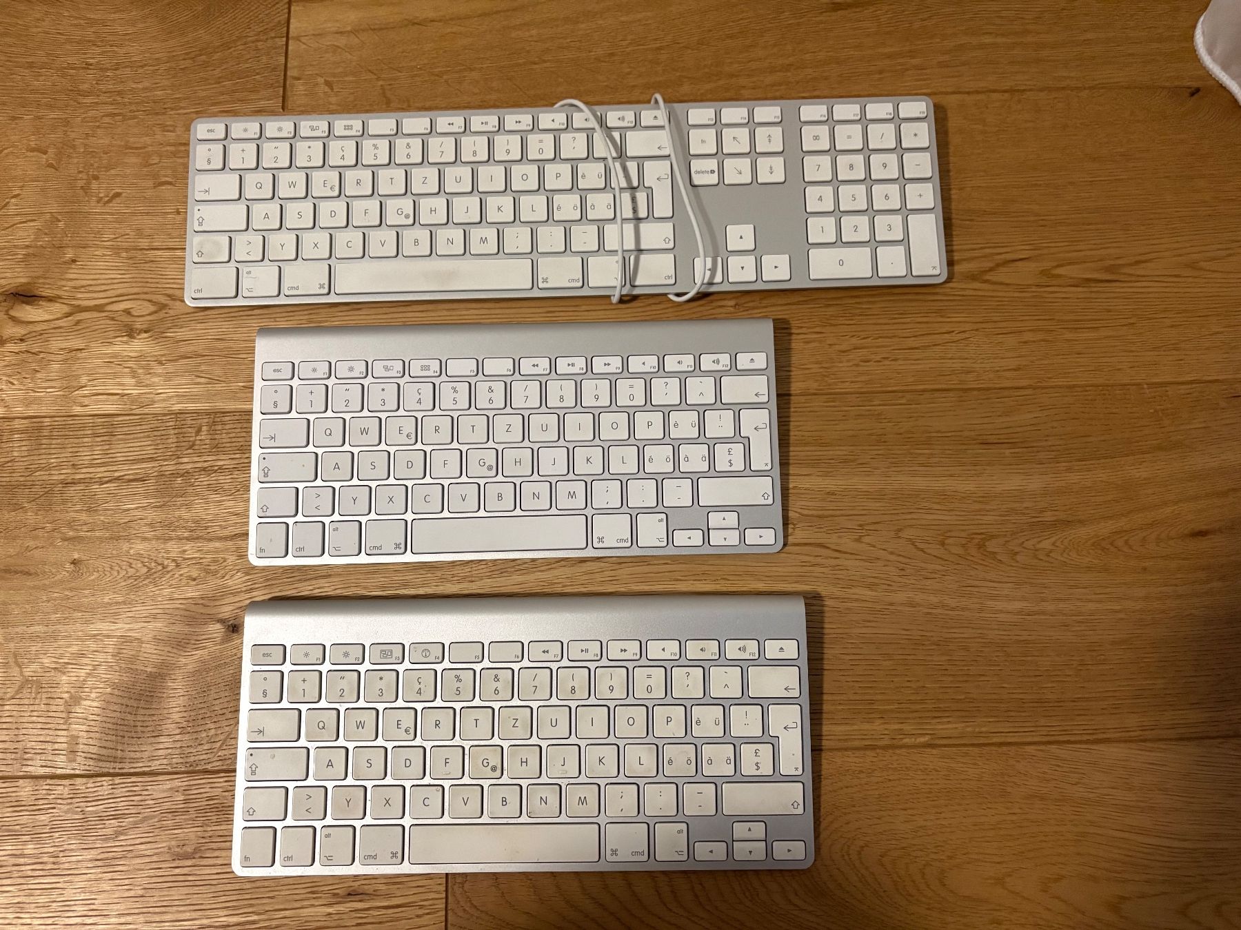 Apple Tastiere: 3x Apple Magic Keyboard – Usato da Lausen venduto da sen_jm7c 1