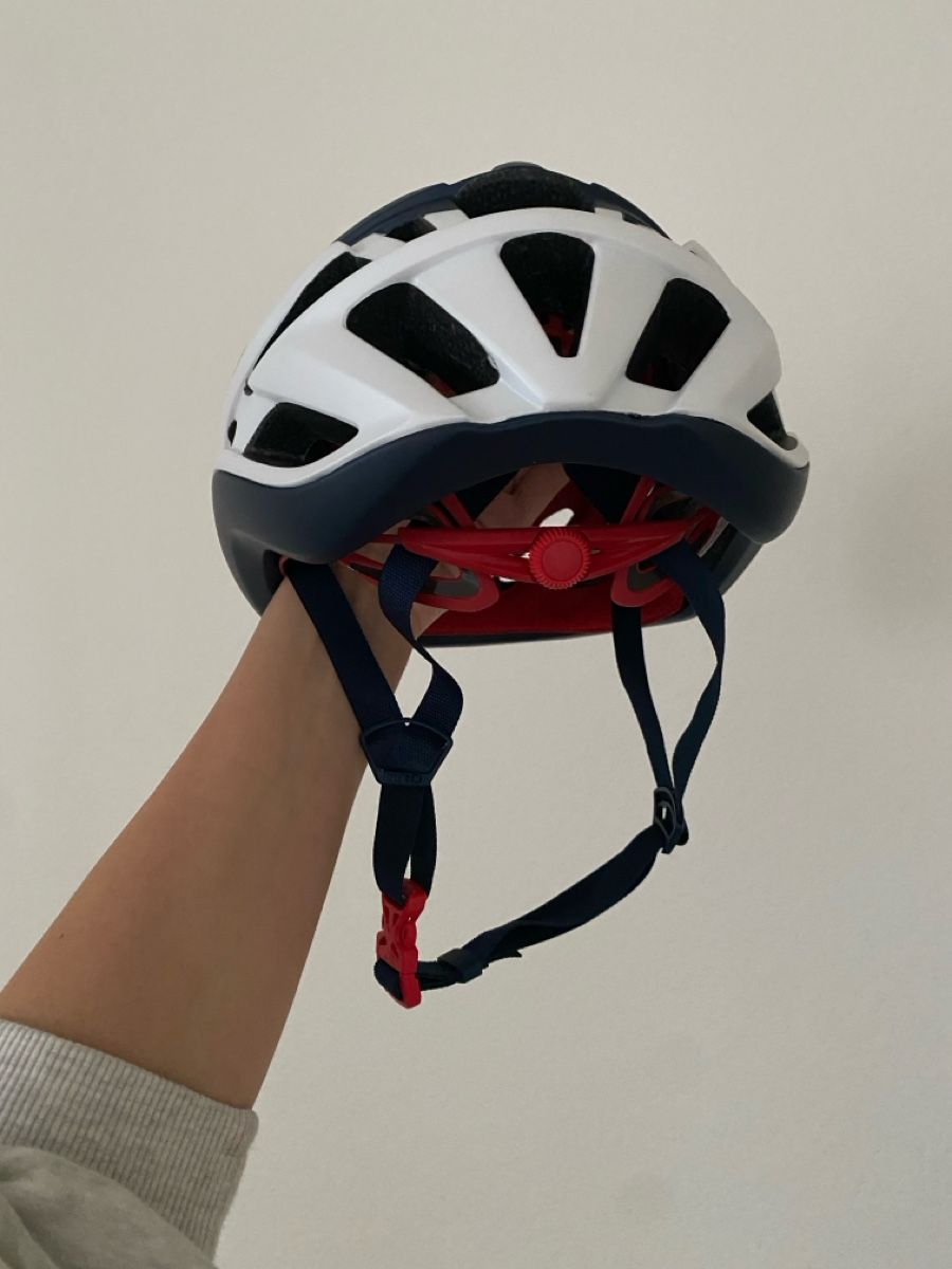 Giro Helme: Giro Agilis Fahrradhelm – Neu (gemäss Beschreibung) aus Basel von kal_v26p 1