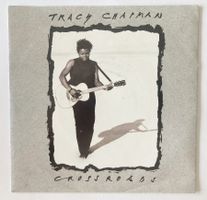 TRACY CHAPMAN - CROSSROADS