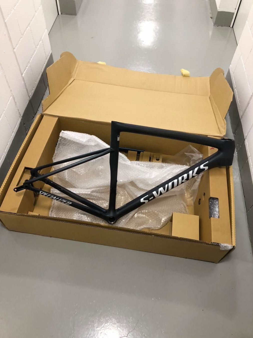 Specialized Velos: Specialized Tarmac SL8 S-WORKS Frameset, 52cm – Gebraucht aus Einsiedeln von Bikegeek 1