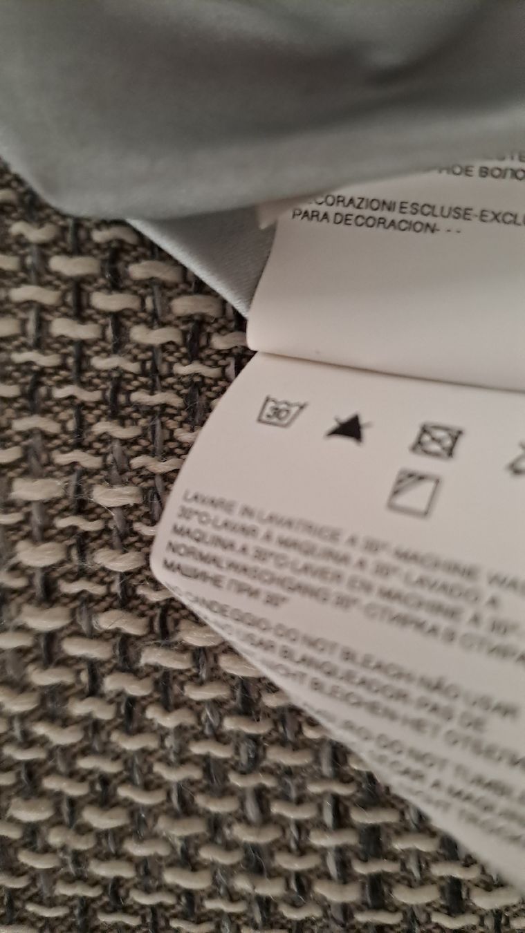 Armani Cappotti: Armani Mantel Gr. 36/38 – Usato da Interlaken venduto da swissgnoemli 8