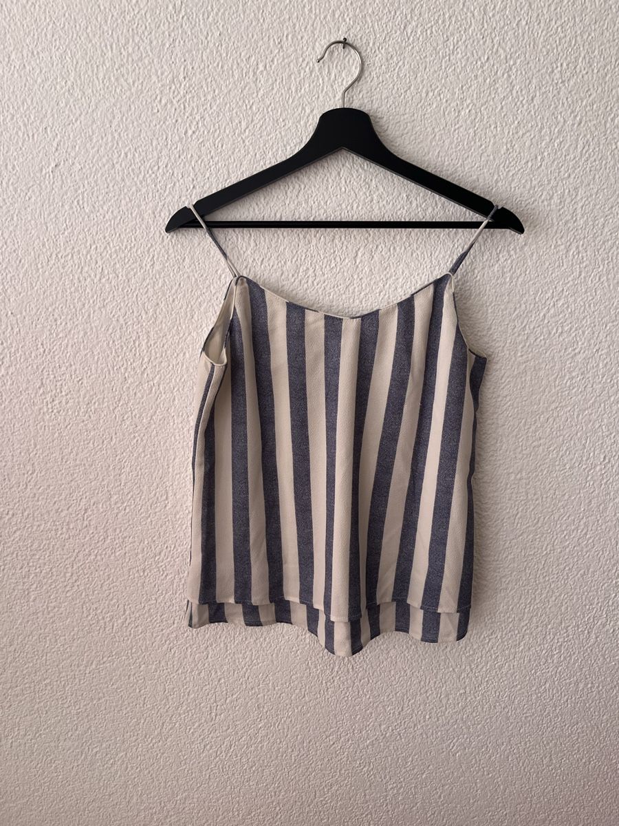 Only Top: Top Only  – Usato da Andwil SG venduto da sas_m9tn