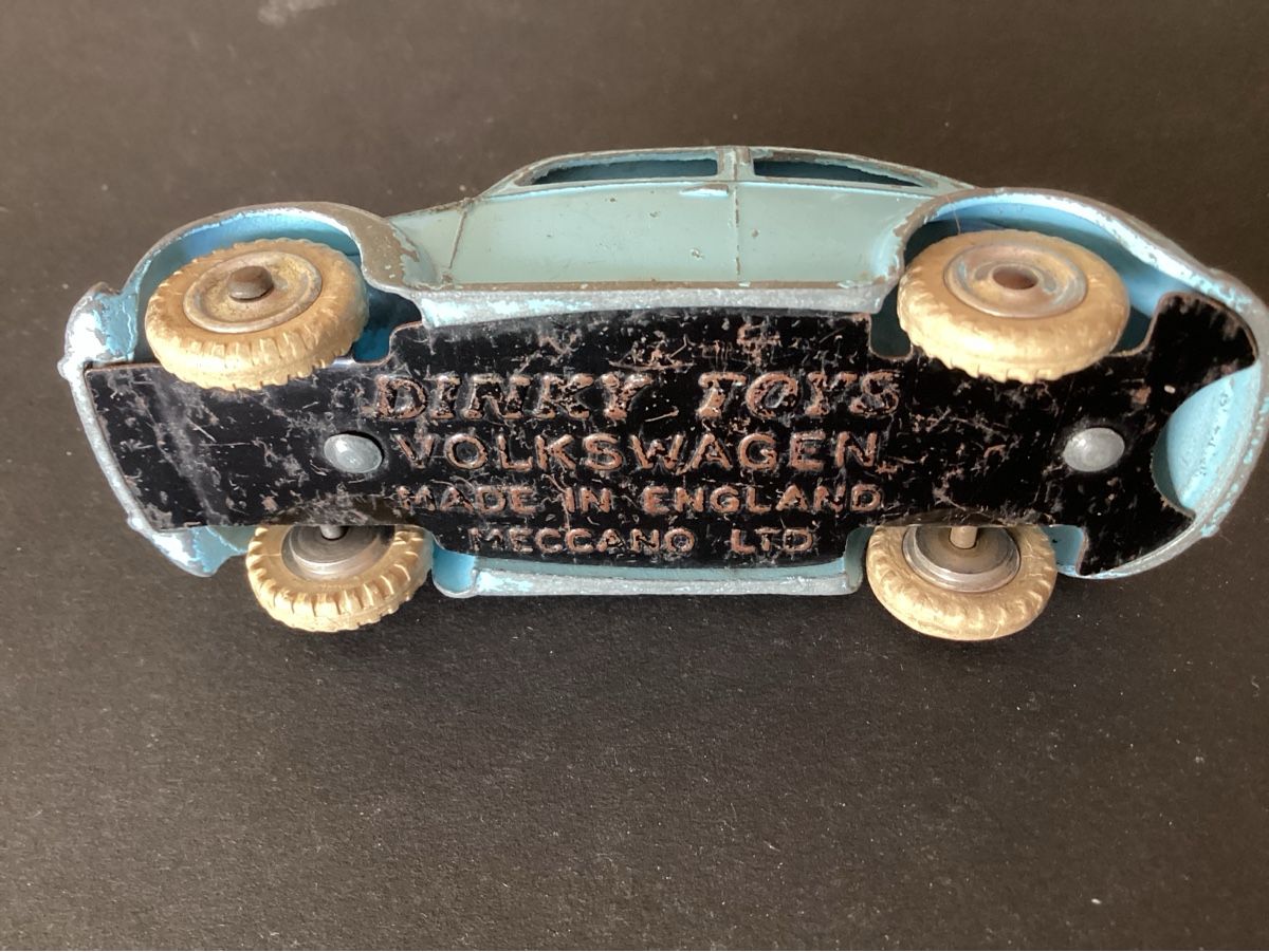 Dinky Toys Modellini d'auto: Dinky Toys, VW Käfer  – Usato da Rheineck venduto da sualk49 2