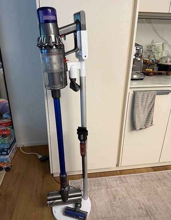 Aspirapolveri & Accessori: Dyson V11 absolute extra Pro – Usato da Gattikon venduto da mar_lq8p