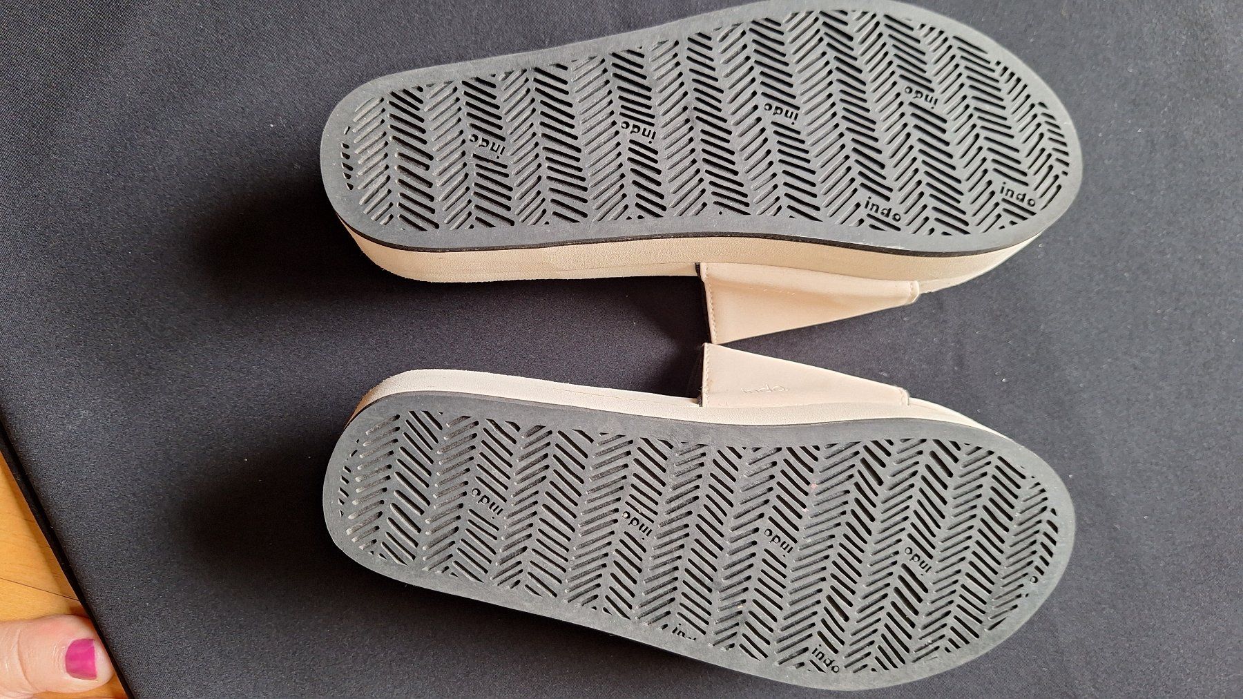 Damenschuhe: Indosole Sandale beige Gr. 36 – Gebraucht aus St.Gallen von Puppa 4