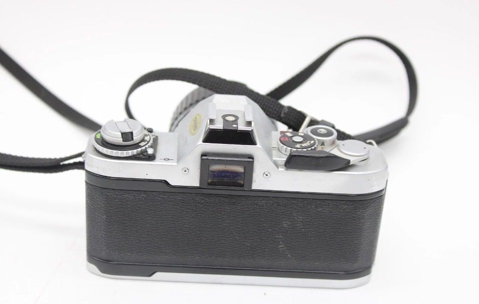 Canon Kamera: Canon AV-1 – Gebraucht aus Trimmis von tom_9b6x 1