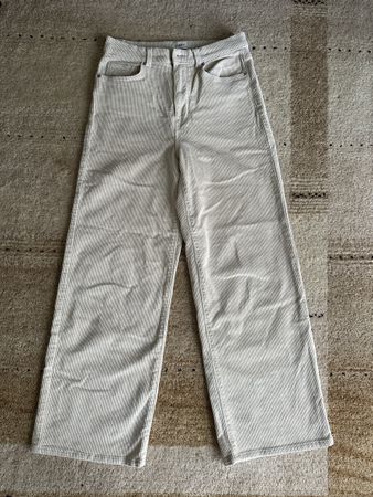 ONLY Cordhose, beige, Gr. 40, Top Zustand!
