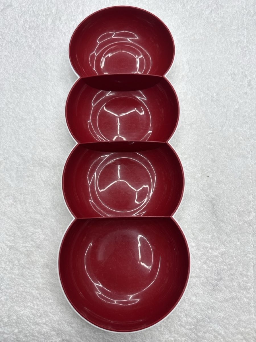 Tupperware Contenitori & Simili: Tupperware Allegra Perle, plat de service à 4 compartiments – Usato da Chenens venduto da anasantos90 1