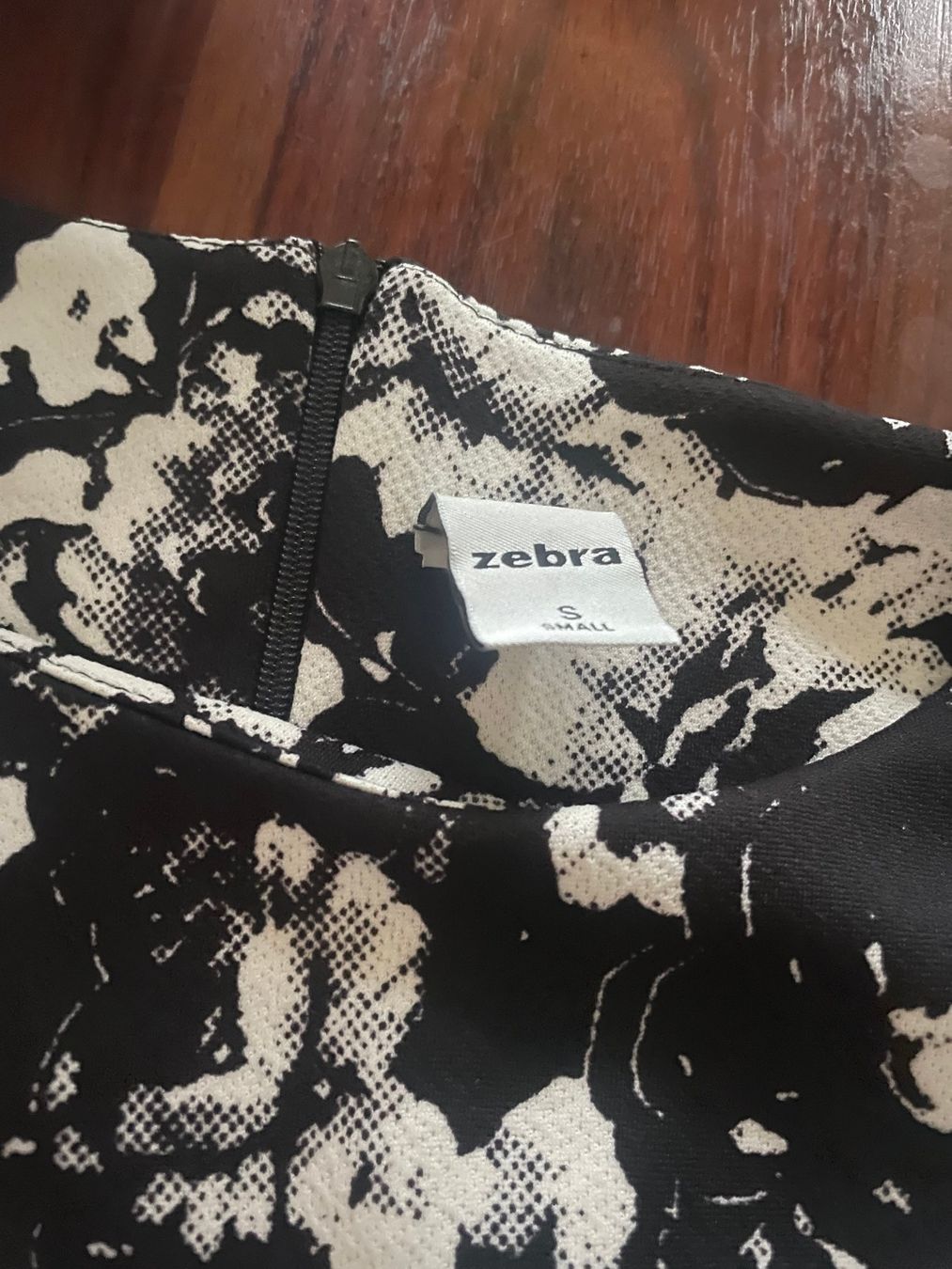 Zebra Kleider: Kleid von Zebra Grösse S – Gebraucht aus Zürich von Miush999 1