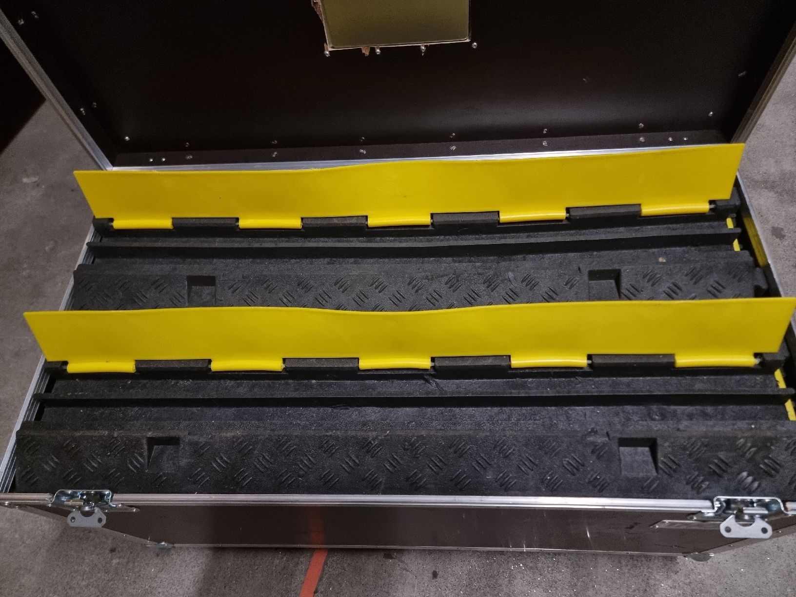 Cavi: Kabelbrücken 20 Stk. – Usato da Fischingen venduto da Produktix 1