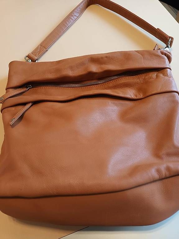Taschen für Damen: absolut neue Marken-Ledertasche "Depeche" – Gebraucht aus Grenchen von jesaja53 2