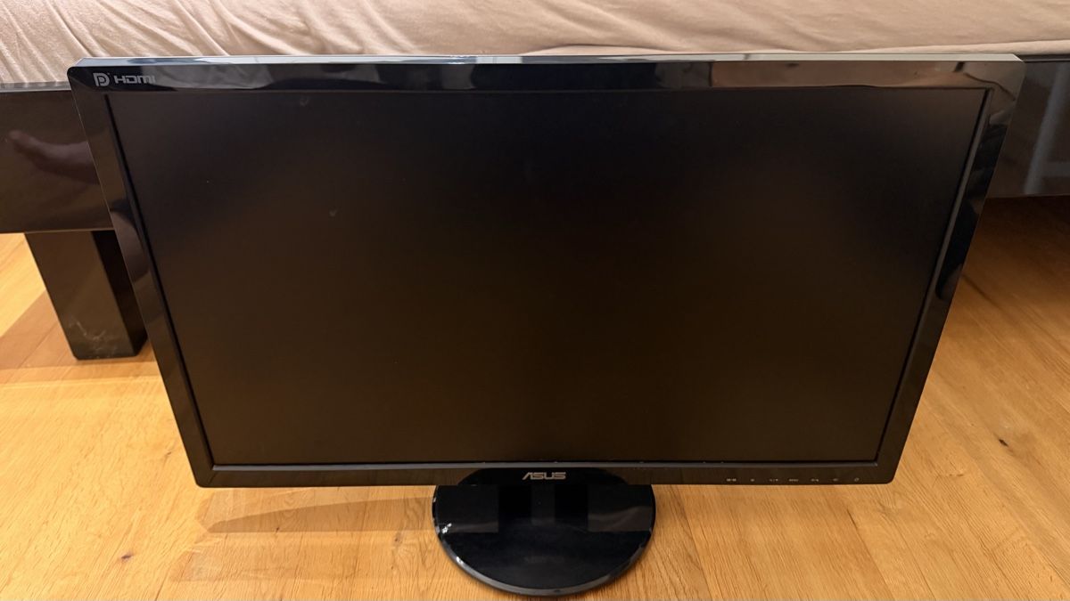 Monitor: 2Stk. Asus Monitore – Usato da Weesen venduto da joehlk95